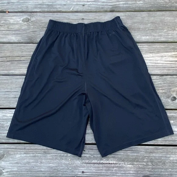 SOLD 💲Nike Dri fit black sports shorts size medium - Picture 5 of 7